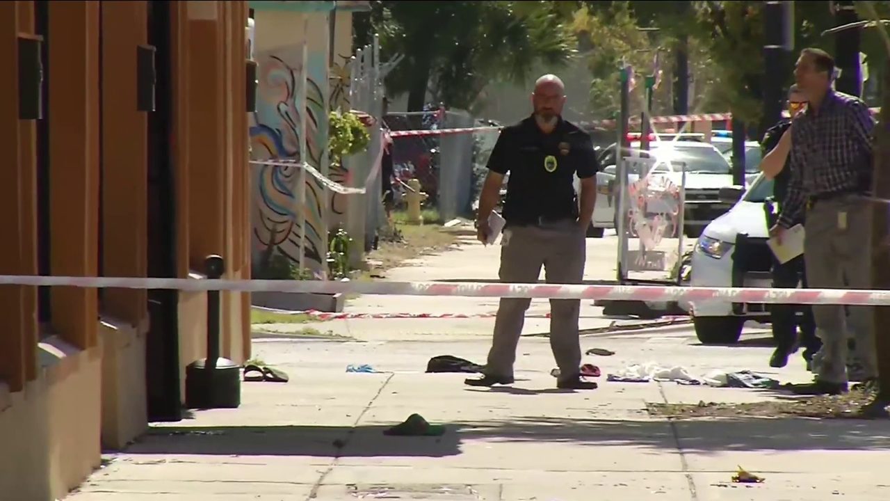 6 people shot near laundromat halfmile from stadium, police say